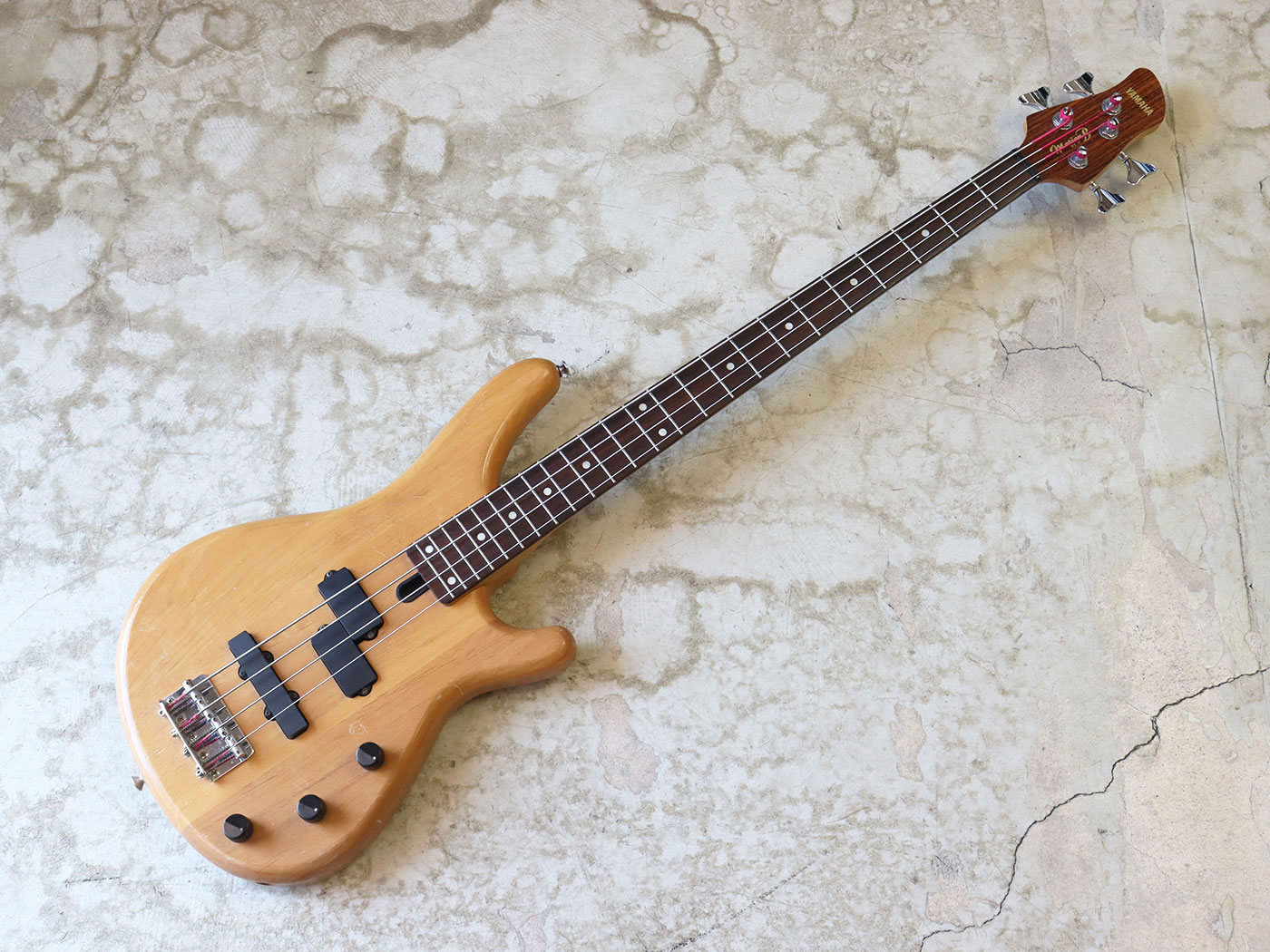 中古】YAMAHA MB-40 Motion Bass ミディアムスケール 小型 ナチュラル