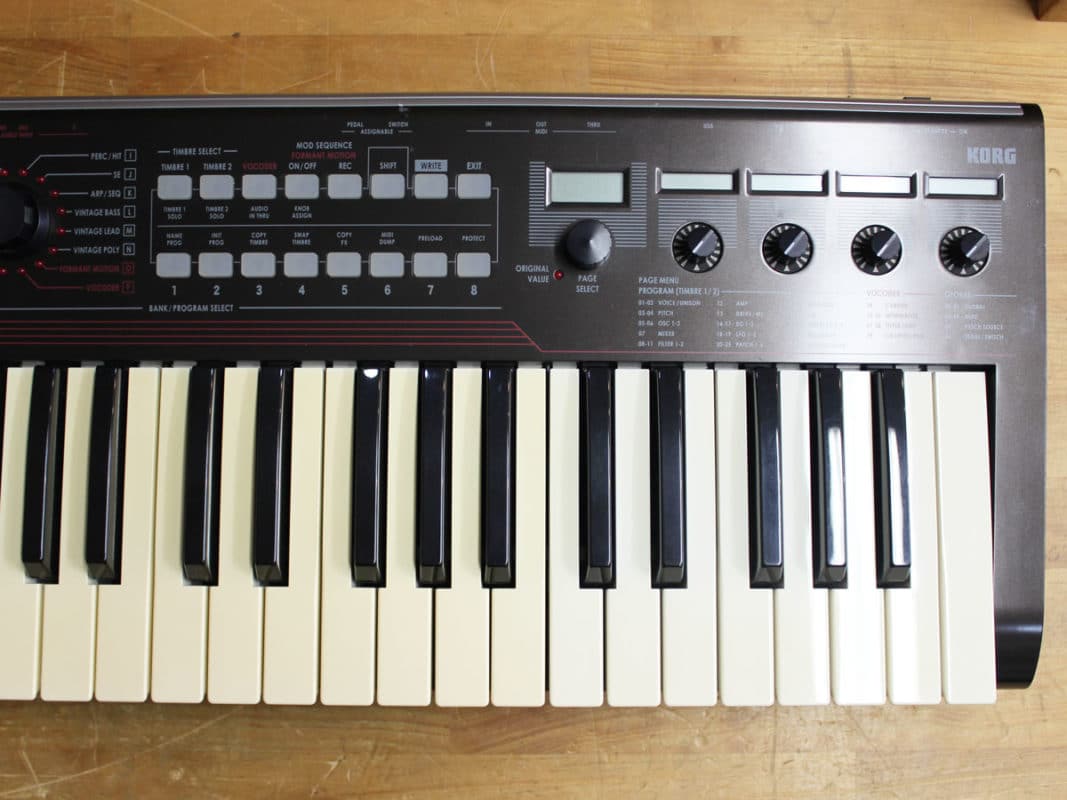 【中古】KORG R3 Synthesizer / Vocoder シンセサイザー 37鍵 - 神奈川県の中古楽器店 パプリカミュージックストア