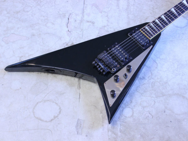 中古】FERNANDES JS-100 ランディVタイプ - 神奈川県の中古楽器店