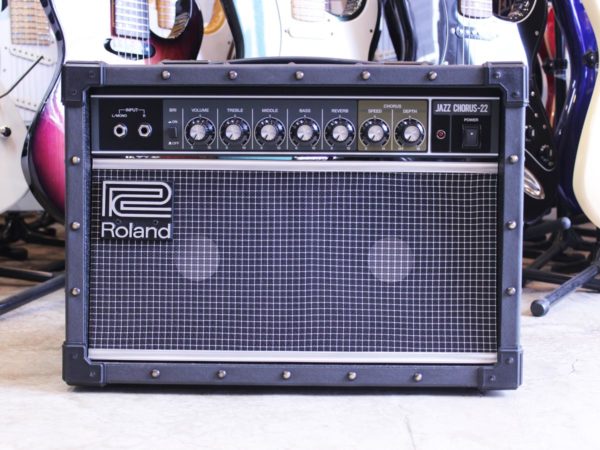 Roland JC-22