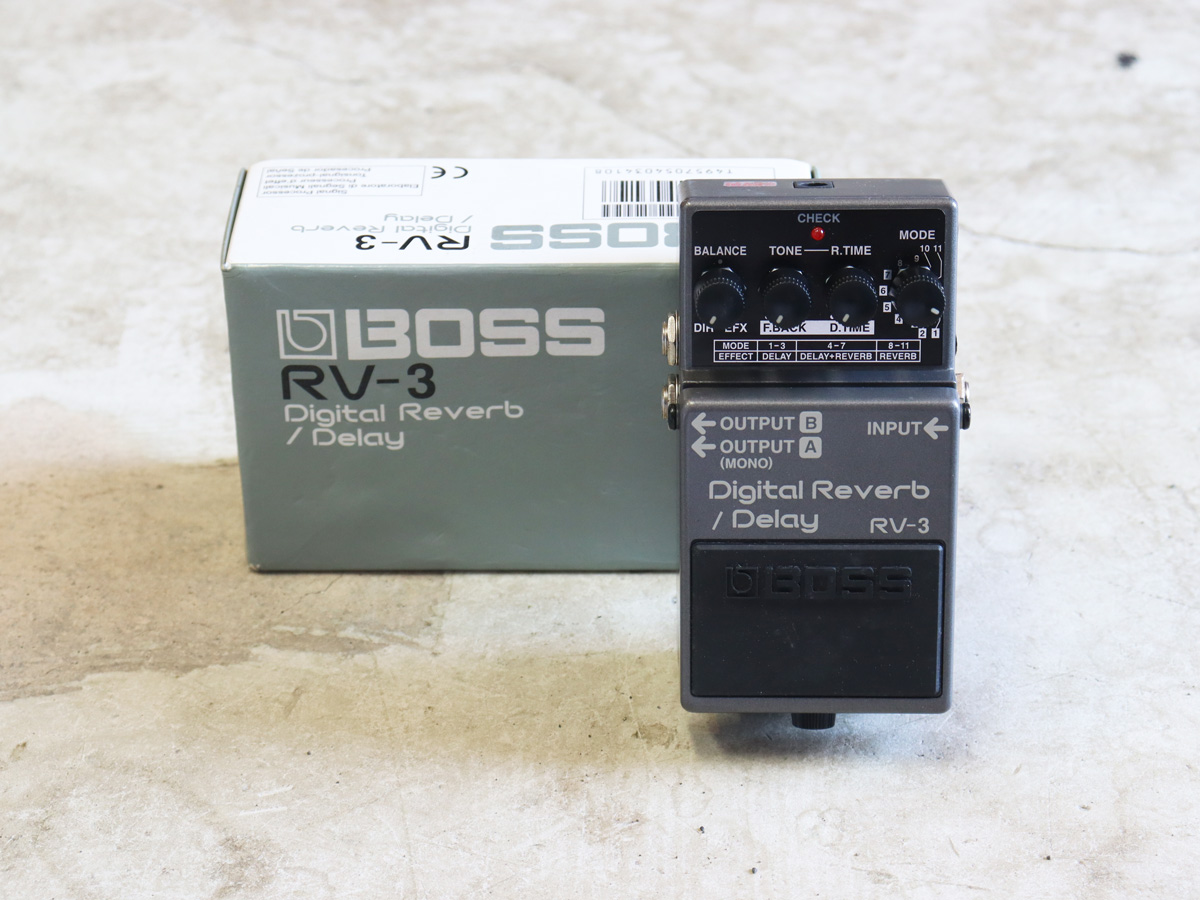 BOSS RV-3 Digital Reverb - daterightstuff.com