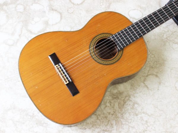 中古】YAMAHA C-200 クラシックギター 激安 - 神奈川県の中古楽器店