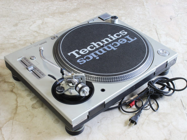 中古】Technics SL-1200Mk3D アナログターンテーブル/レコード