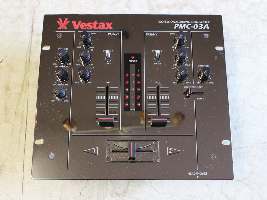 Vestax PMC-03A - 器材