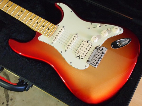 Fender USA(フェンダーUSA) 2011 American Deluxe Stratocaster N3 Black