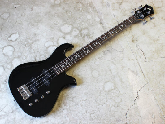 ☆YB2☆希少☆B.C.Rich イーグルベース ブラック☆+letscom.be