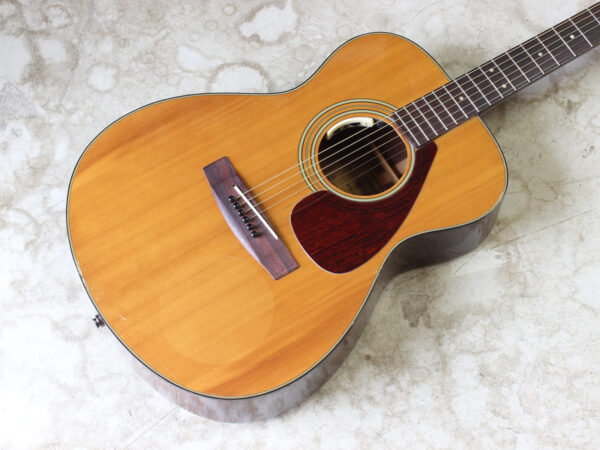 YAMAHA アコースティクギター　FG130