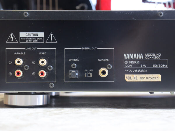 YAMACDプレーヤー ヤマハ CDX-1200￥98,000 本体のみキズあり現状品