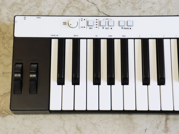 【中古】IK Multimedia iRig Keys Pro 37鍵 MIDIキーボード