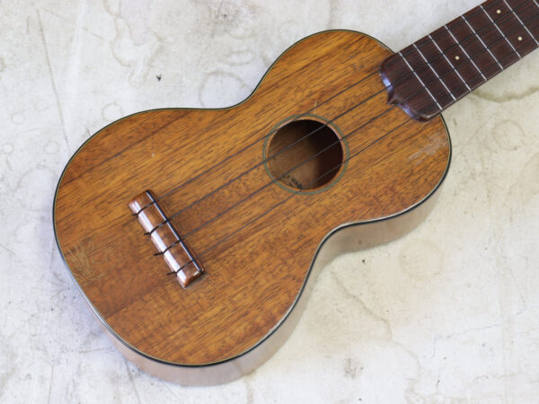 安い新作ヤマハ ウクレレ　YAMAHA UKULELE No.170 本体