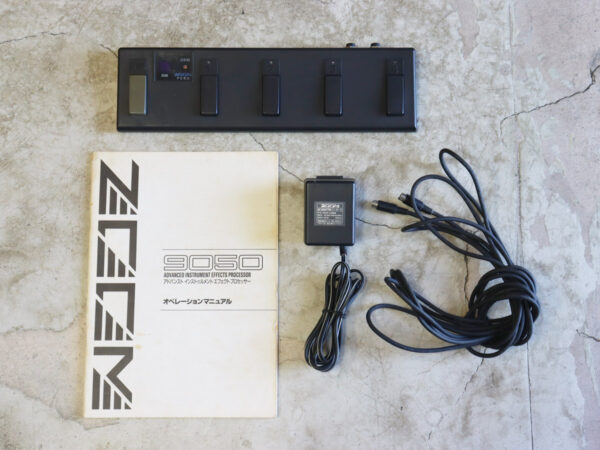 中古】ZOOM 9050 マルチエフェクター & FC50おまけ - 神奈川県の中古