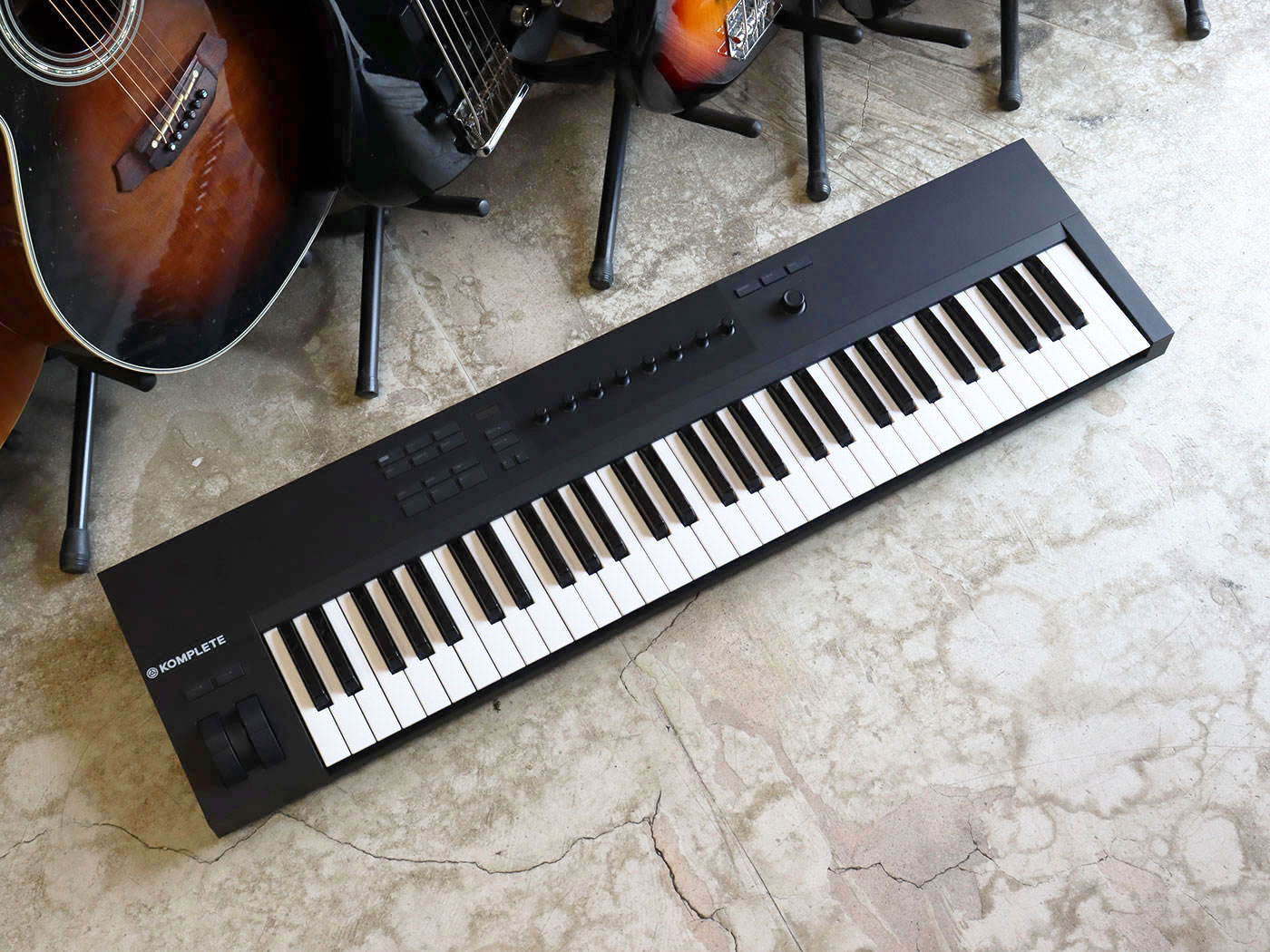 【ほぼ新品】Native instruments A61 Midiキーボード