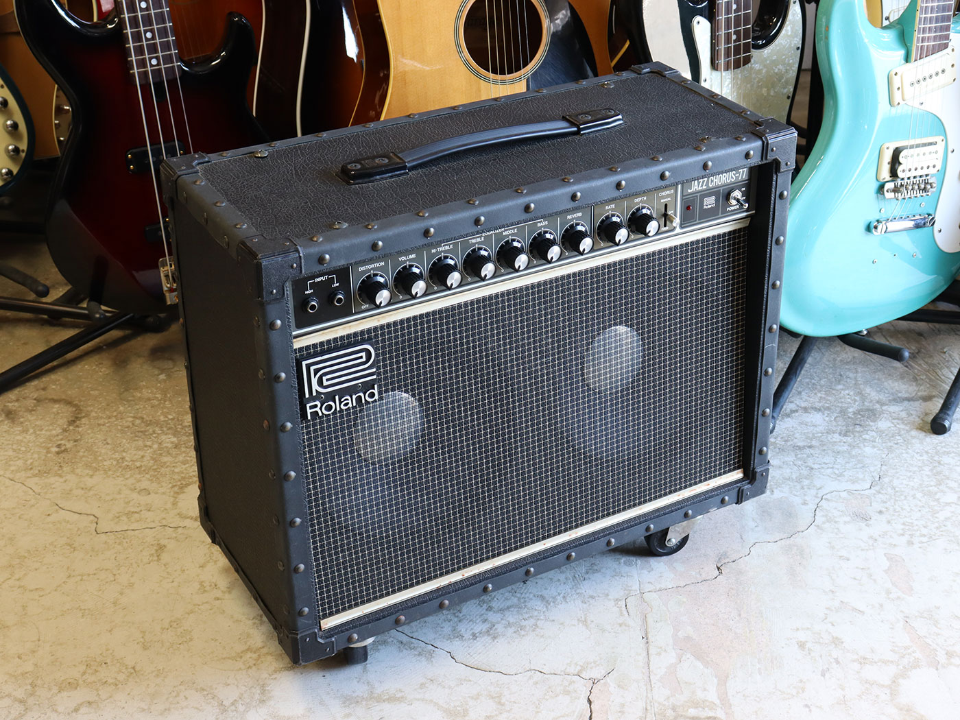 中古】Roland JC-77 JAZZ Chorus 80W ギターアンプ【デジマート掲載中】 - 神奈川県の中古楽器店 パプリカミュージックストア