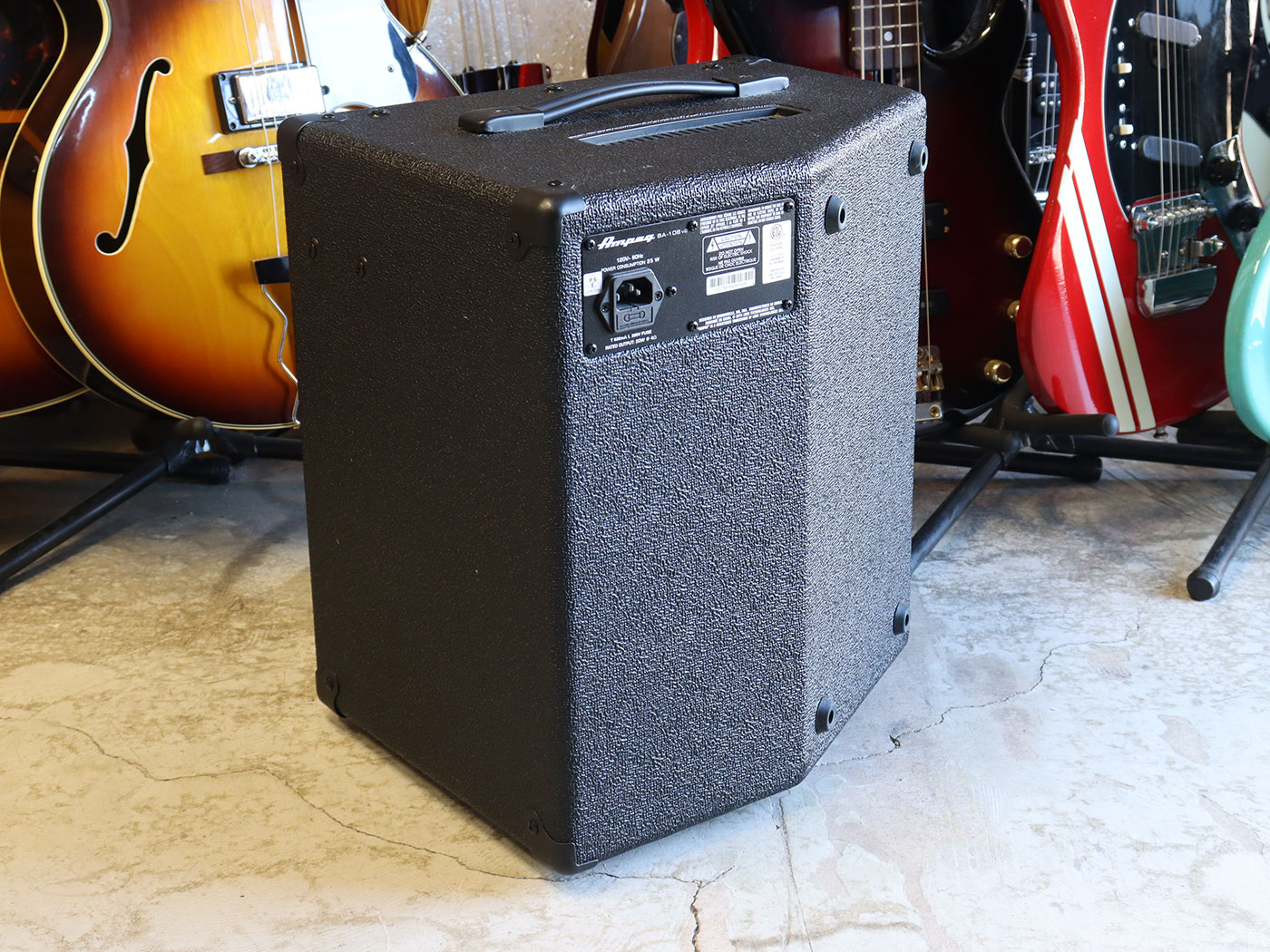 中古】Ampeg BA-108 V2 ベースコンボアンプ - 神奈川県の中古楽器店 