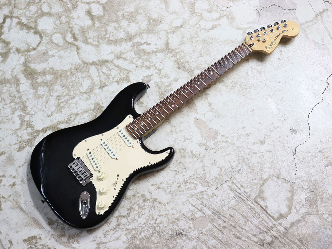 中古】Squier by Fender Standard Stratocaster シースルーブラック - 神奈川県の中古楽器店  パプリカミュージックストア