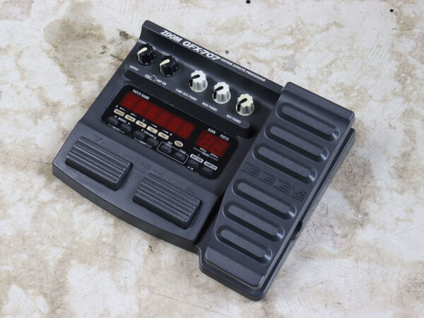 【中古】ZOOM GFX-707 マルチエフェクター