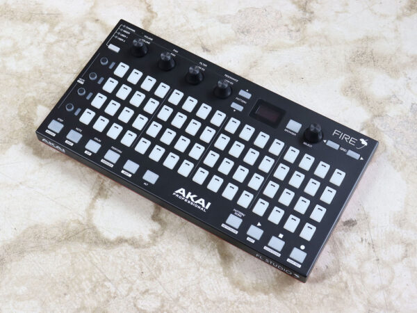 【中古】AKAI FIRE FL Studio専用ハードウェアコントローラー