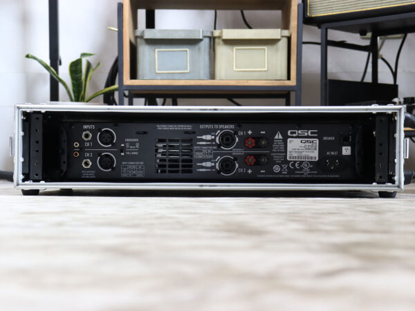 【中古】QSC GX3 ステレオ・パワーアンプ 8Ω300W ラックケース付属 - 画像 (2)