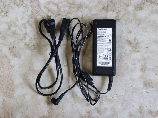 【中古】YAMAHA  EADP-3EB 電源アダプター
