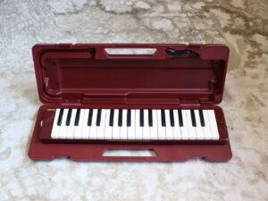【中古】YAMAHA P-37D 鍵盤ハーモニカ マルーン ホース欠品