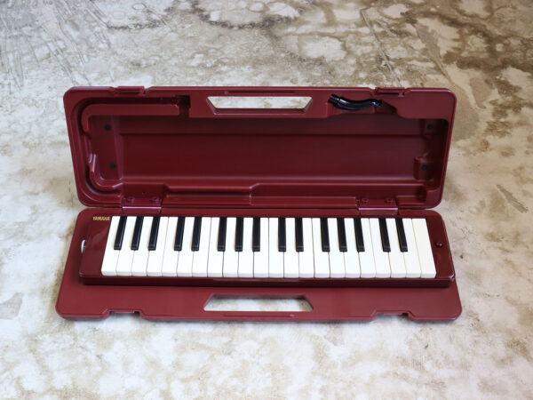 【中古】YAMAHA P-37D 鍵盤ハーモニカ マルーン ホース欠品