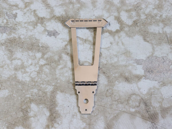 【中古・美品】メーカー不明 フルアコ アーチトップ用 テールピース - 画像 (2)
