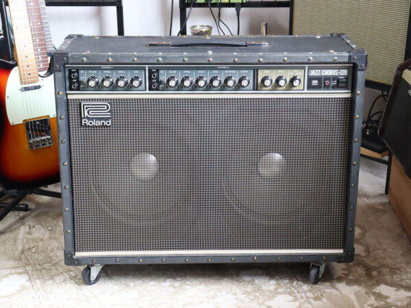 【中古・難あり】Roland JC-120 ジャズコーラス - 画像 (3)