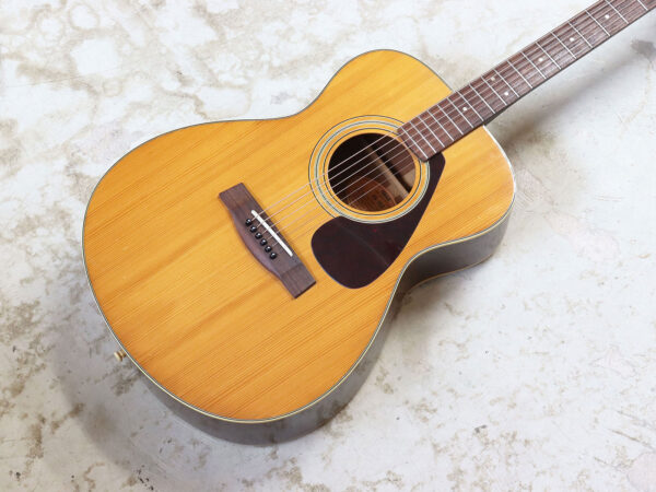 【中古】YAMAHA FG-152 フォークサイズ アコースティックギター - 画像 (2)