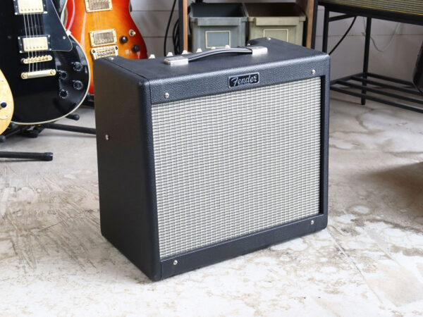 【中古】Fender Blues Junior IV 真空管アンプ 15w