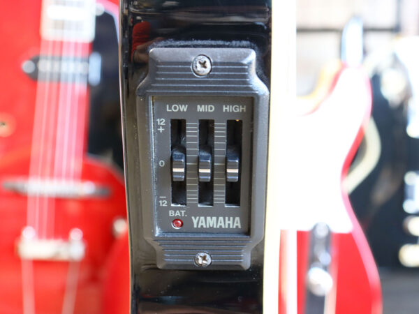 【中古】YAMAHA AEX 500 ブラック 薄型エレアコ - 画像 (7)