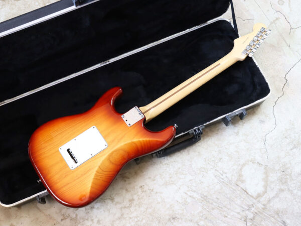 【中古】Fender USA American Standard Stratocaster Upgrade SSB/M 2012年製 - 画像 (3)