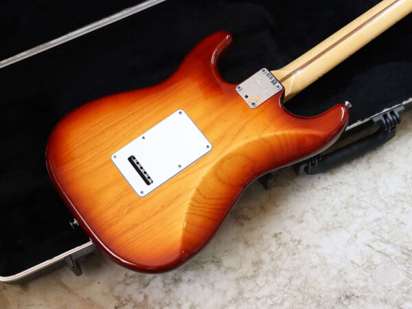 【中古】Fender USA American Standard Stratocaster Upgrade SSB/M 2012年製 - 画像 (4)