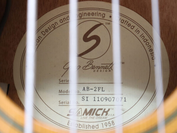 【中古】Greg bennett AB-2FL フレットレスアコースティックベース - 画像 (9)