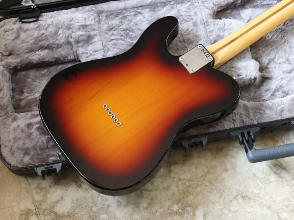 【中古】Fender American Professional Telecaster - 画像 (4)