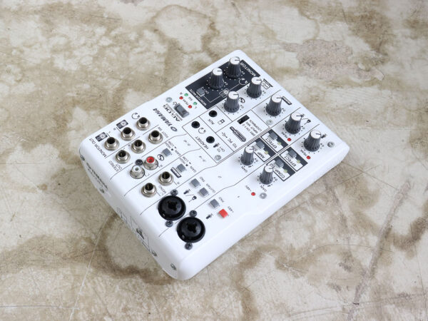 【中古】YAMAHA AG06 ウェブキャスティングミキサー オーディオインターフェース 6ch - 画像 (3)