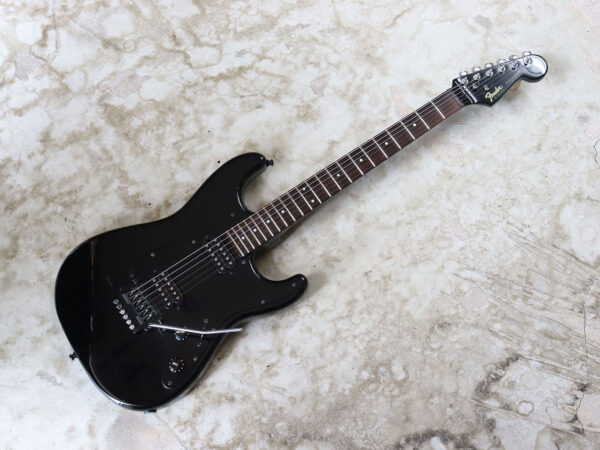 【中古】Fender Japan Stratocaster Boxerシリーズ ブラック Eシリアル