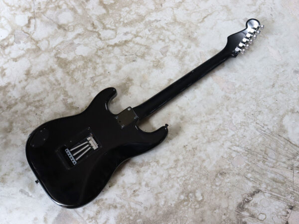 【中古】Fender Japan Stratocaster Boxerシリーズ ブラック Eシリアル - 画像 (3)