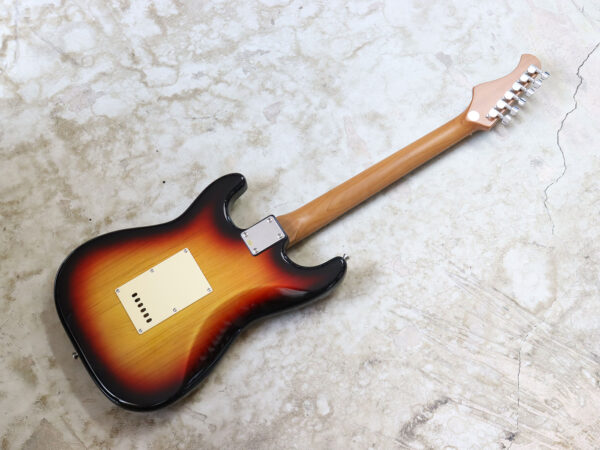 【中古】Bacchus BST-2-RSM/R 3TS ストラトタイプ - 画像 (3)