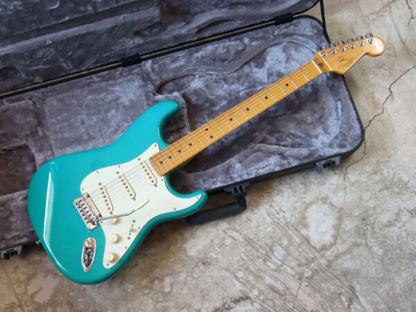 【中古・美品】Fender American Professional II Stratocaster Miami Blue 2021年製