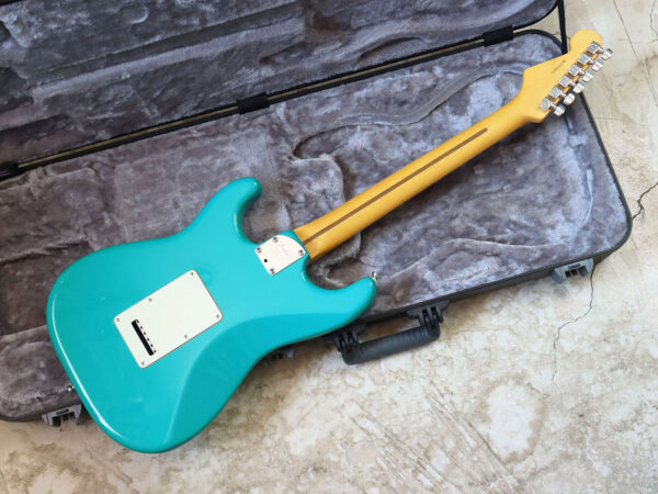 【中古・美品】Fender American Professional II Stratocaster Miami Blue 2021年製 - 画像 (3)