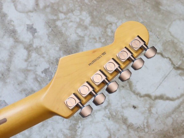 【中古・美品】Fender American Professional II Stratocaster Miami Blue 2021年製 - 画像 (6)
