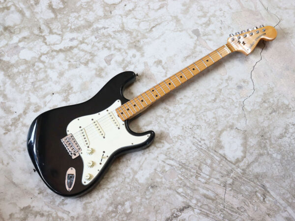【中古】Fresher STRAIGHTER FS-331B ストラトタイプ 1970年代 マツモク製 ブラック