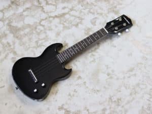【中古】Playtech PUK502 black エレキウクレレ SGタイプ