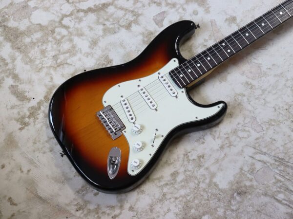 【中古】Fender Japan HybridⅡ Stratocaster 3-Color Sunburst - 画像 (2)