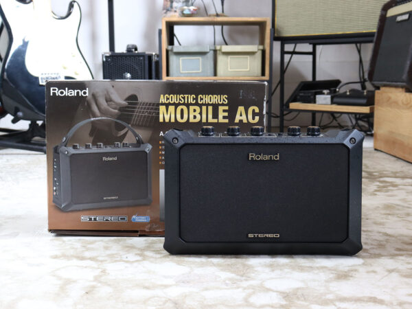【中古】Roland Mobile AC ポータブルアコースティックアンプ 専用キャリングケース付属 CB-MBC1
