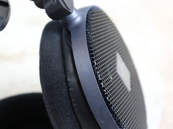 【中古】audio-technica ATH-R70x 開放型モニターヘッドホン - 画像 (5)