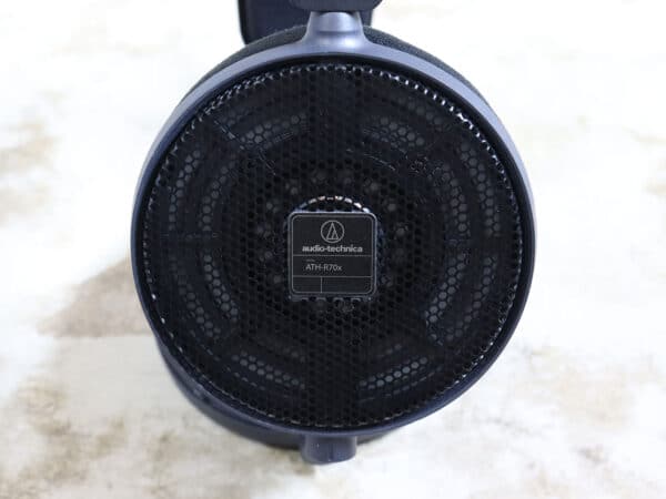 【中古】audio-technica ATH-R70x 開放型モニターヘッドホン - 画像 (4)