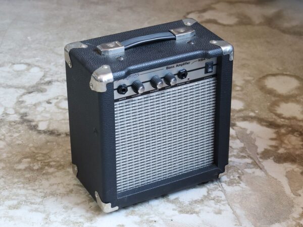 【中古】K-Garage KBA-10 10W ベースアンプ