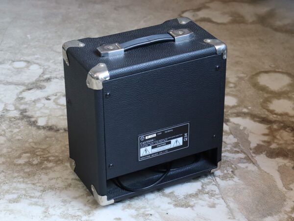 【中古】K-Garage KBA-10 10W ベースアンプ - 画像 (2)