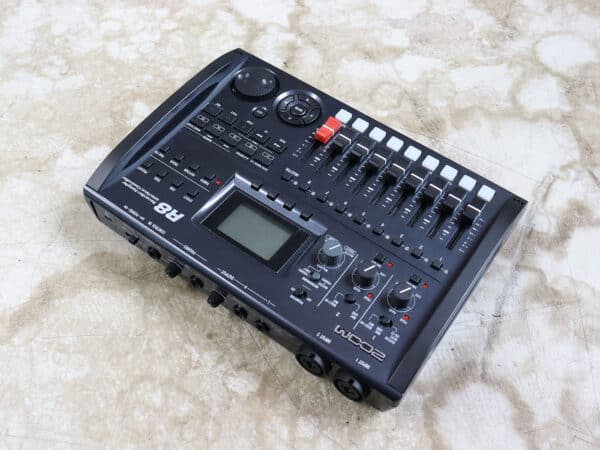 【中古】ZOOM R8 マルチトラックレコーダー - 画像 (2)